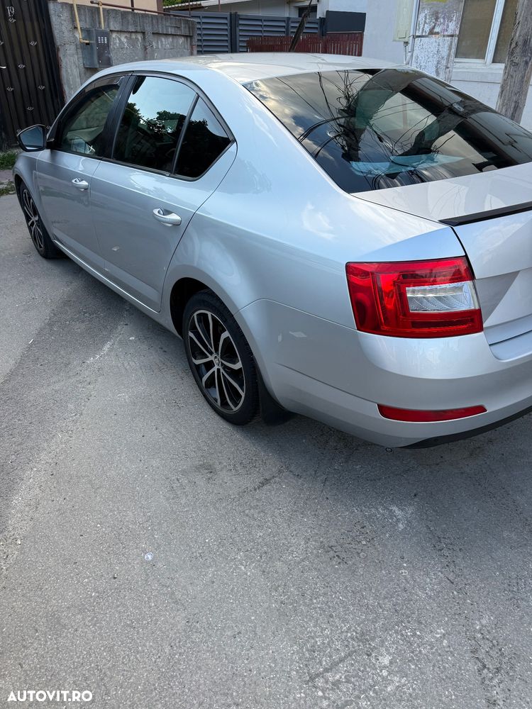 Skoda Octavia 1.6 TDI GREENLINE - 5