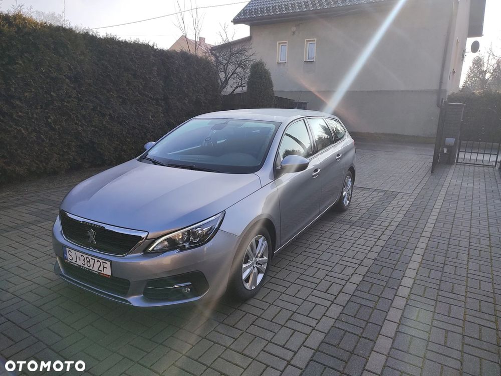 Peugeot 308 - 1