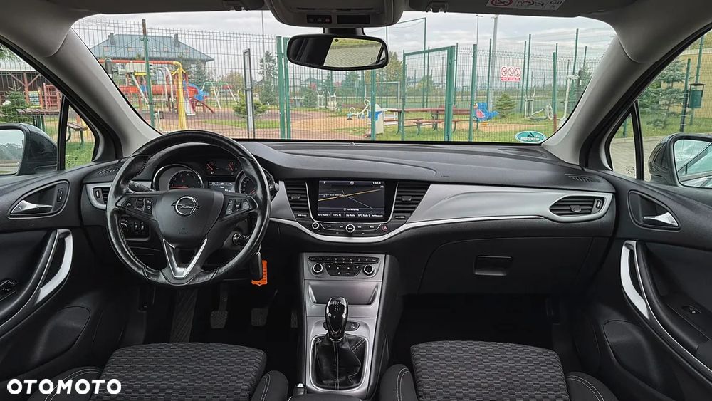 Opel Astra 1.4 Turbo Innovation - 30