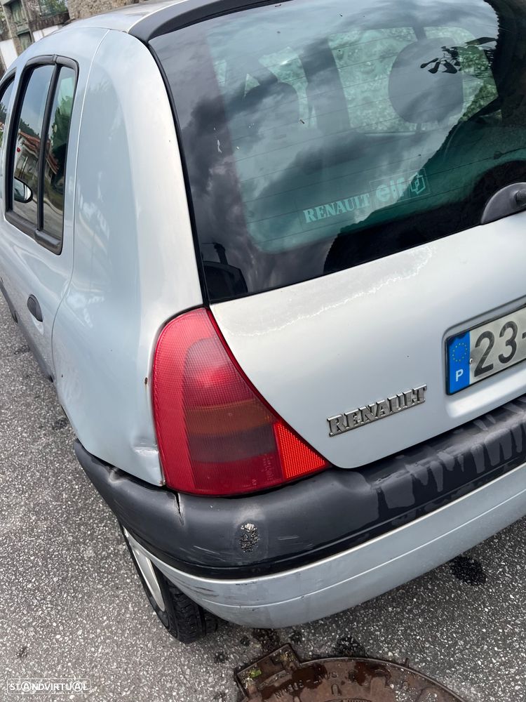 Renault Clio 1.2 - 6