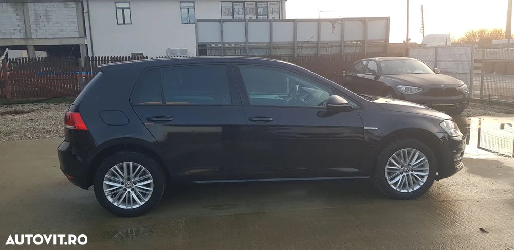 Volkswagen Golf 1.2 TSI BlueMotion Technology Cup - 9