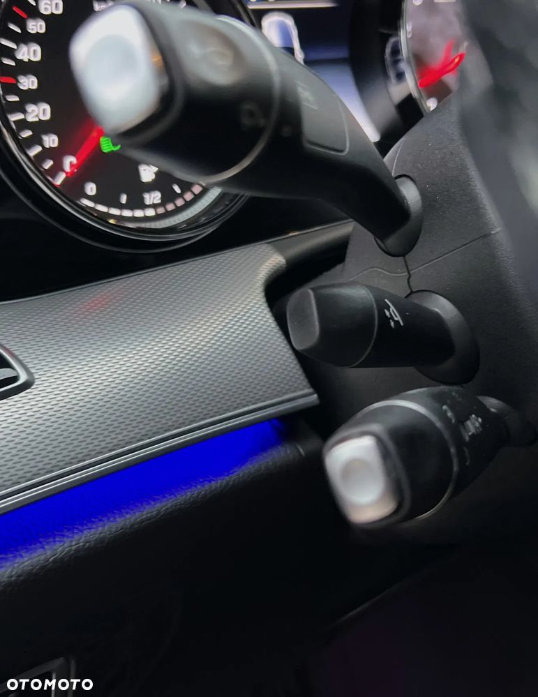 Mercedes-Benz Klasa E 200 9G-TRONIC - 29