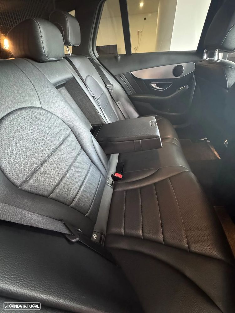 Mercedes-Benz C 350 e - 26