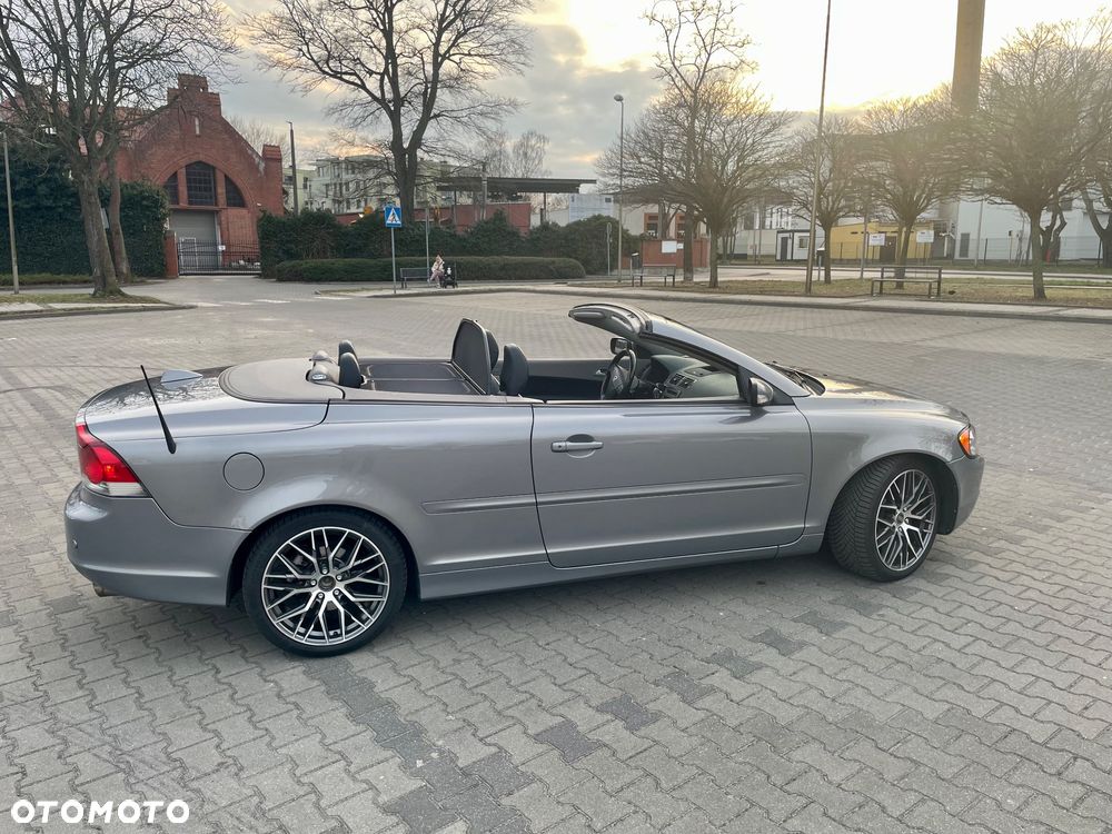 Volvo C70 T5 Summum - 4