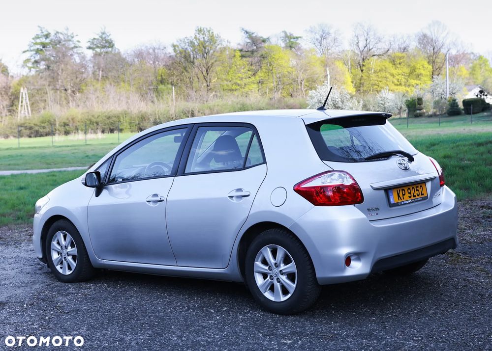 Toyota Auris 1.4 D-4D Edition - 3