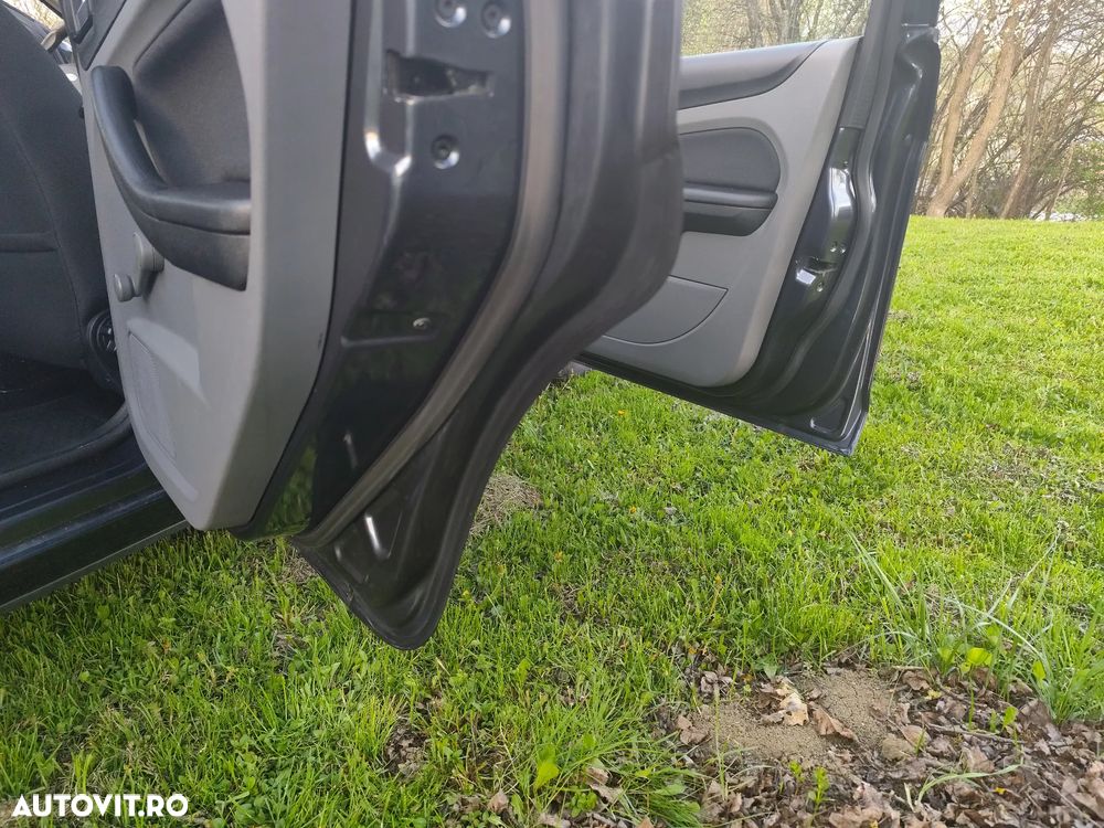 Ford Focus 1.6 TDCi Trend - 8