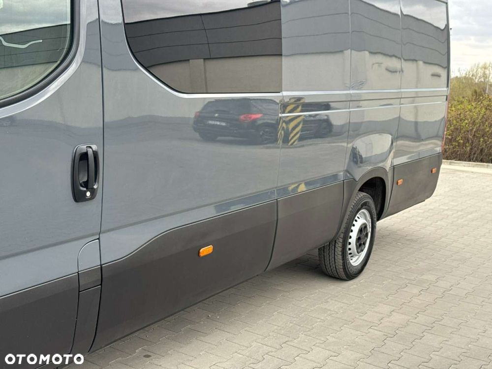 Iveco Daily - 12