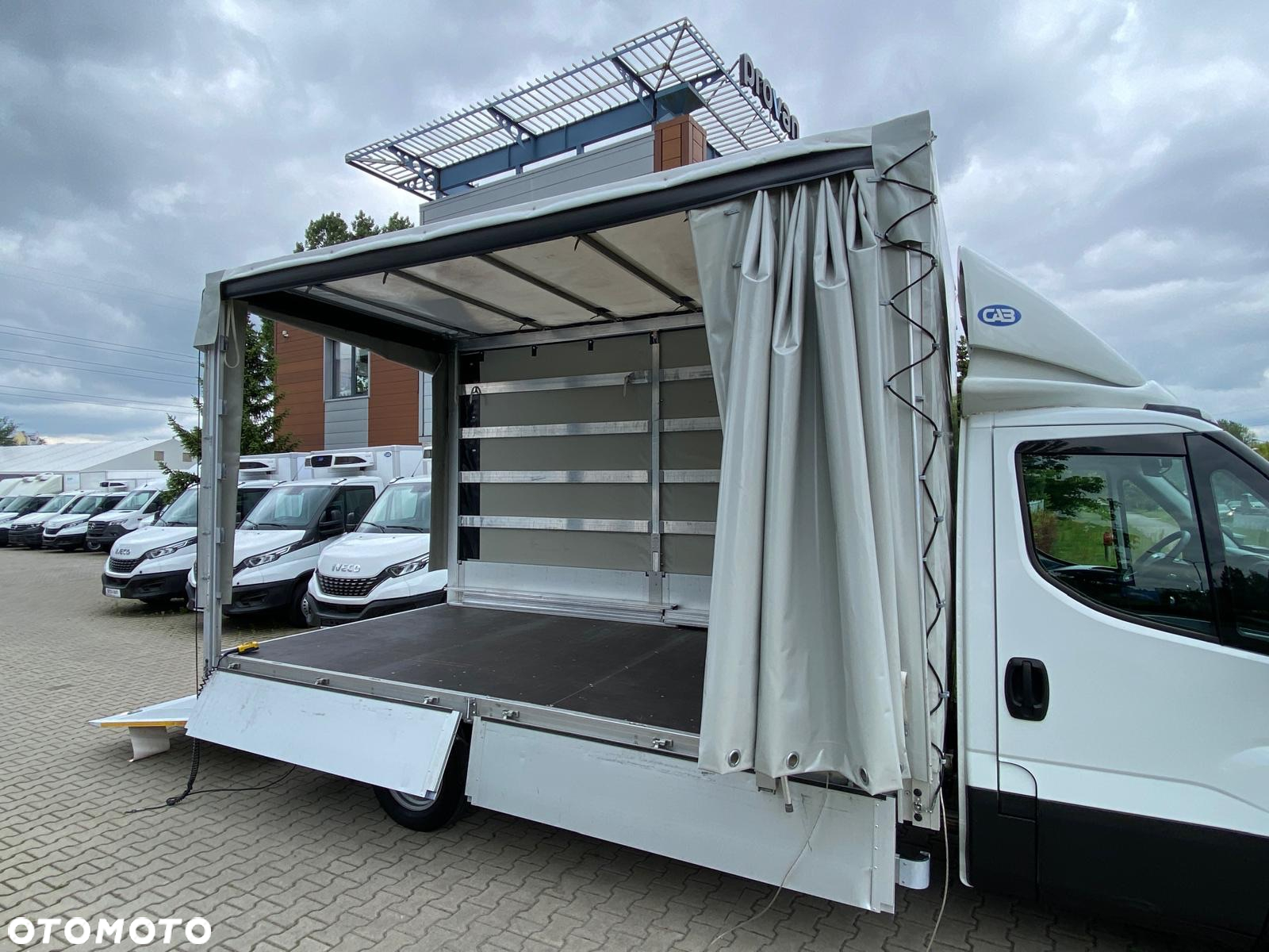 Iveco DAILY 35S16 HI-MATIC FIRANKA OBUSTRONNA 8 PALET WINDA BAR - 20