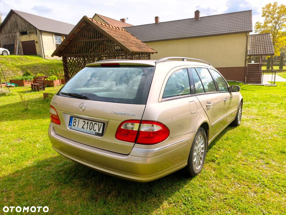 Mercedes-Benz Klasa E 200 Kompressor T Elegance - 4
