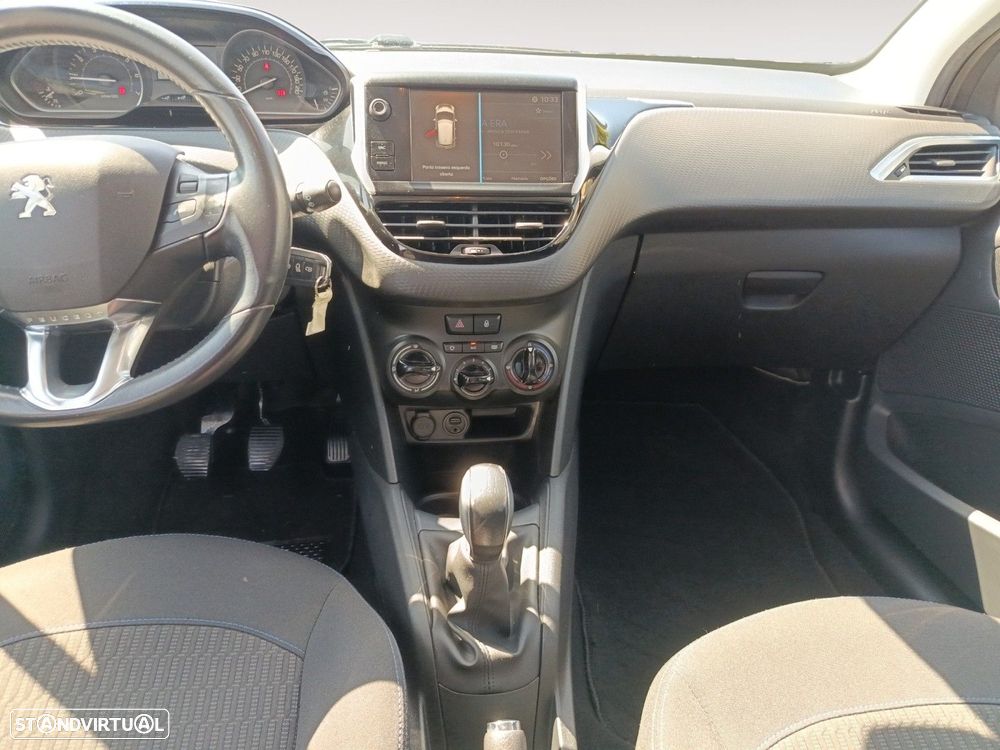 Peugeot 208 1.2 PureTech Style - 11