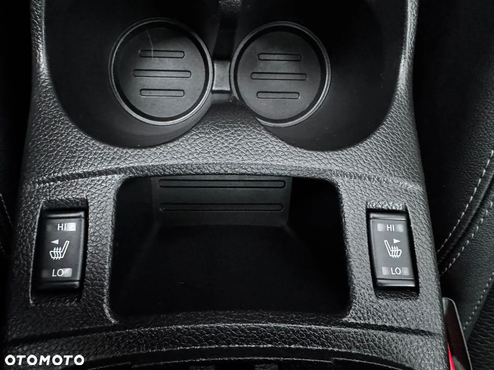 Nissan Qashqai 1.3 DIG-T Tekna+ - 28