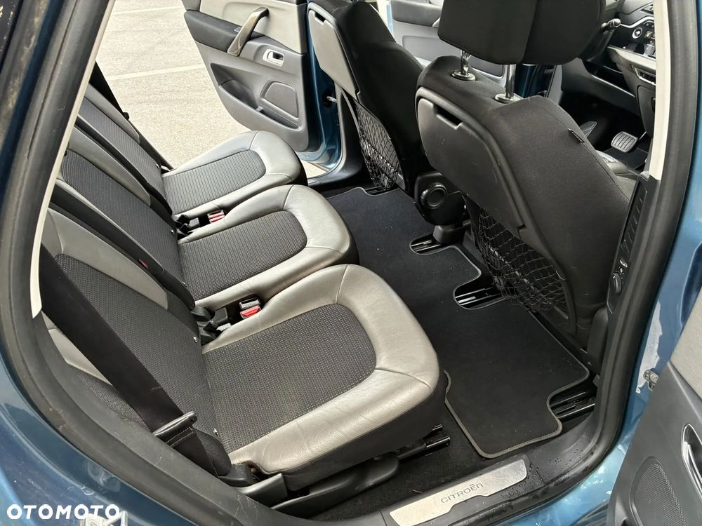 Citroën C4 Picasso - 8