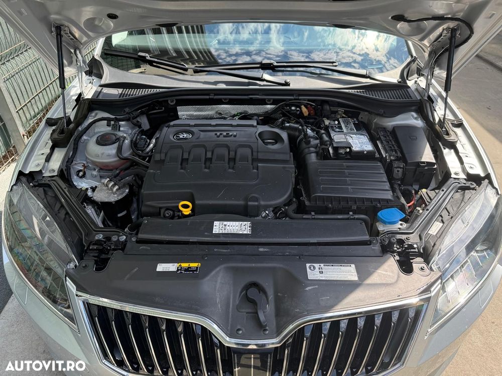 Skoda Superb 2.0 TDI DSG Ambition - 13