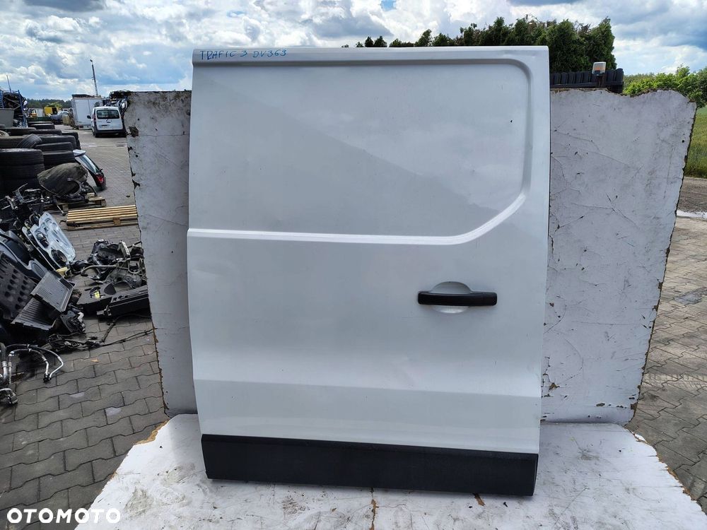 DRZWI BOCZNE PRAWE PRZESUWNE RENAULT TRAFIC 3 III DV369 - 1
