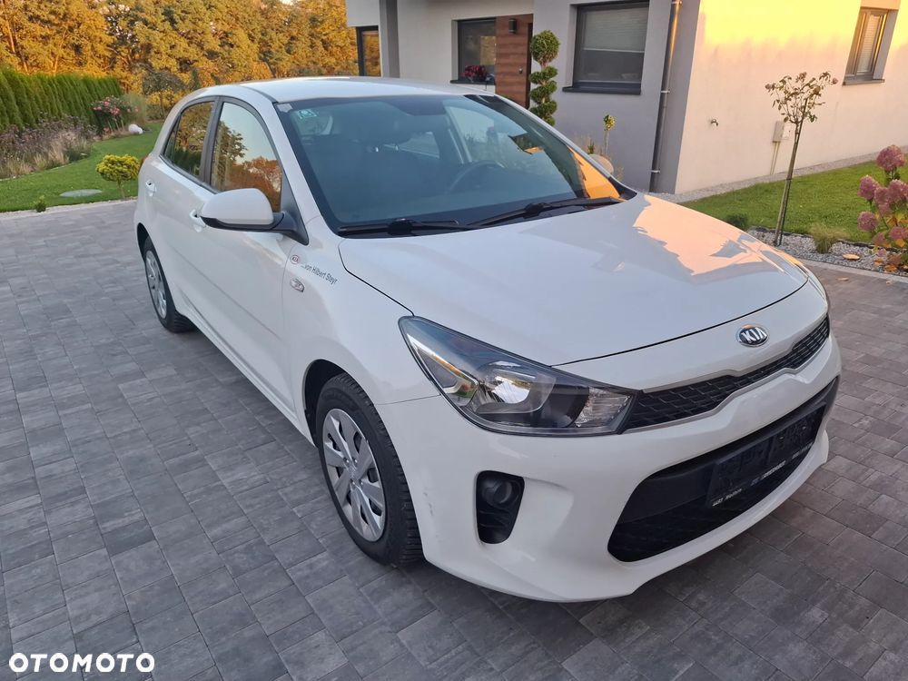 Kia Rio - 3