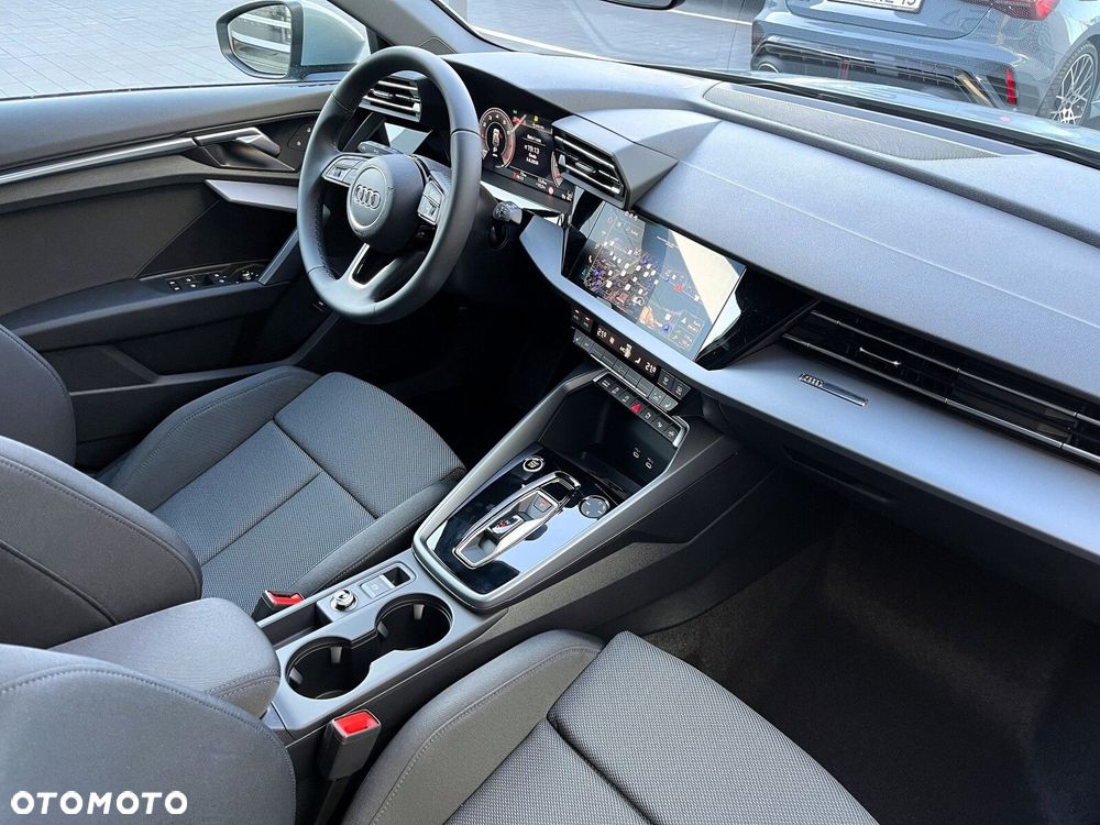 Audi A3 Sportback - 18