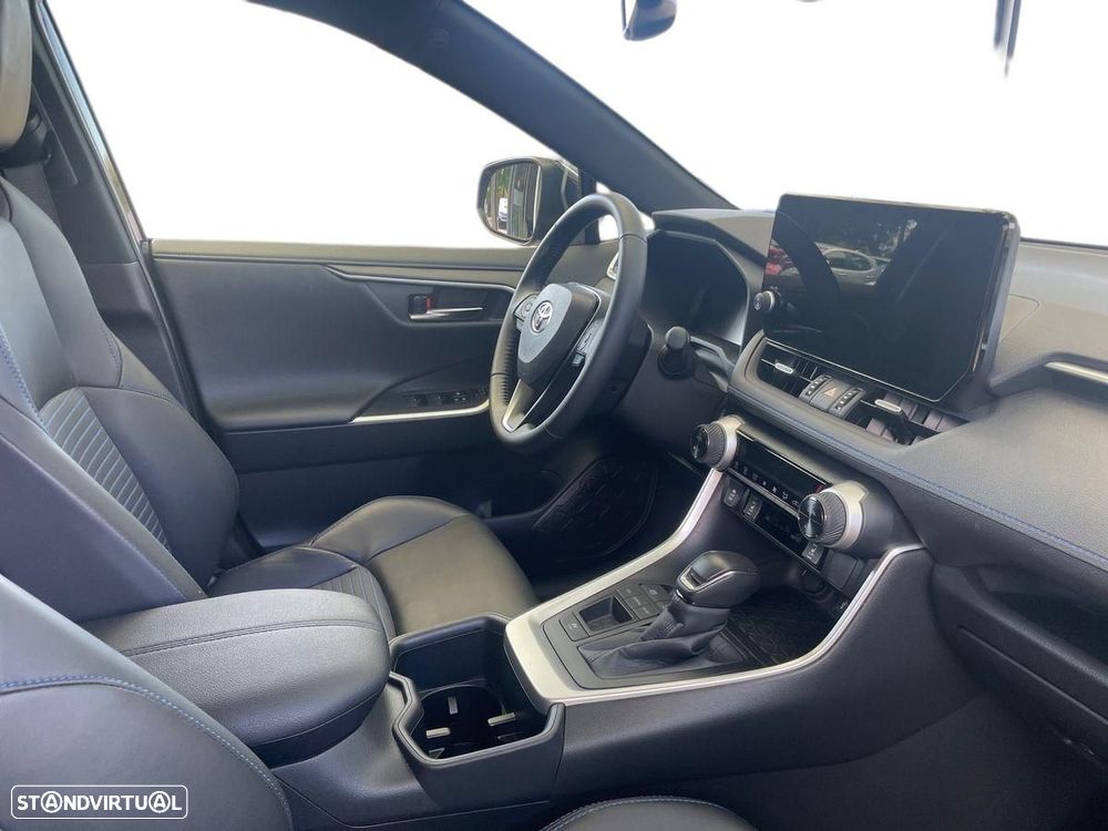 Toyota RAV4 - 7