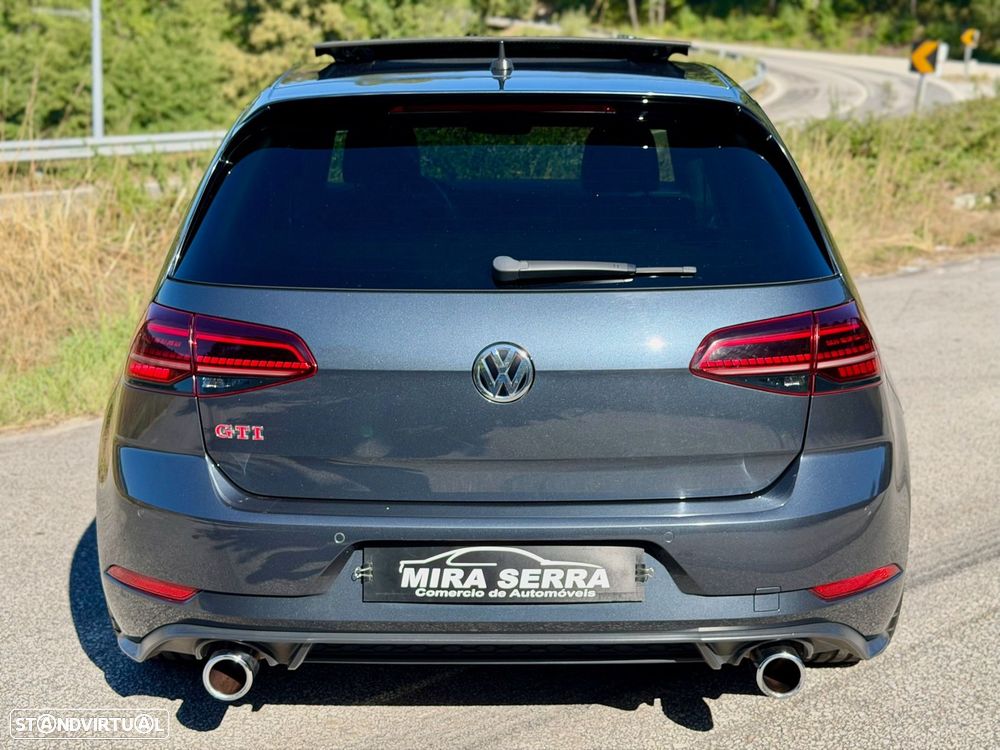 Volkswagen Golf 2.0 TSI GTI DSG Performance — fotografia 13