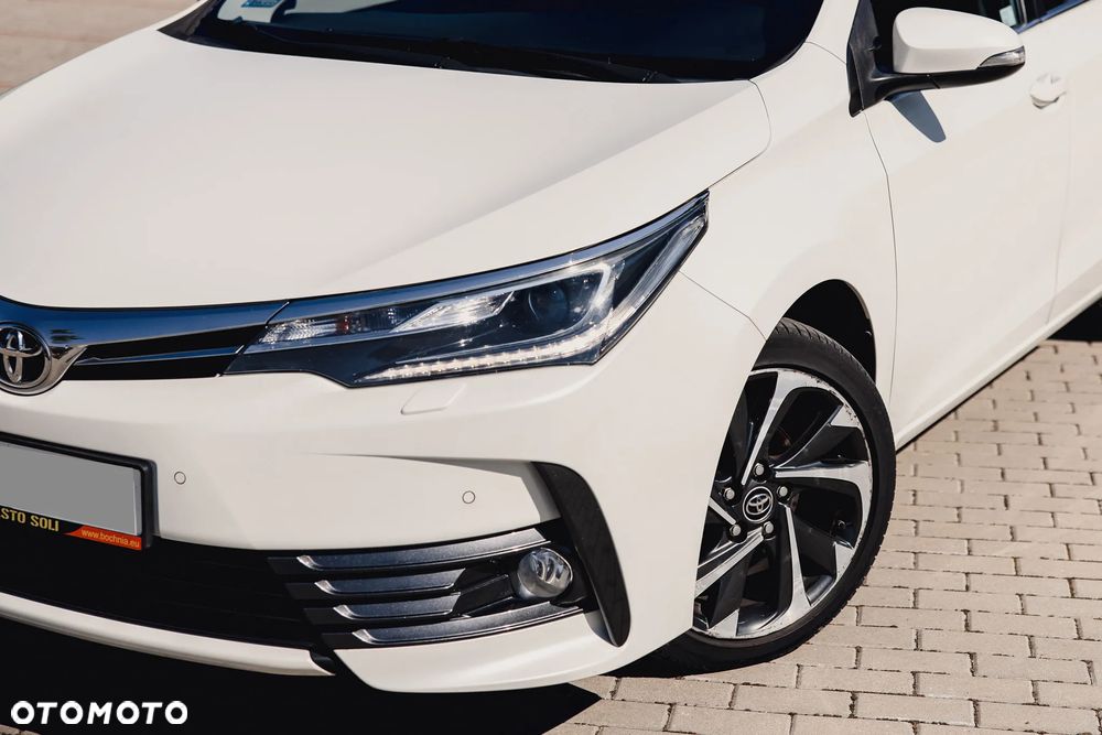 Toyota Corolla - 3
