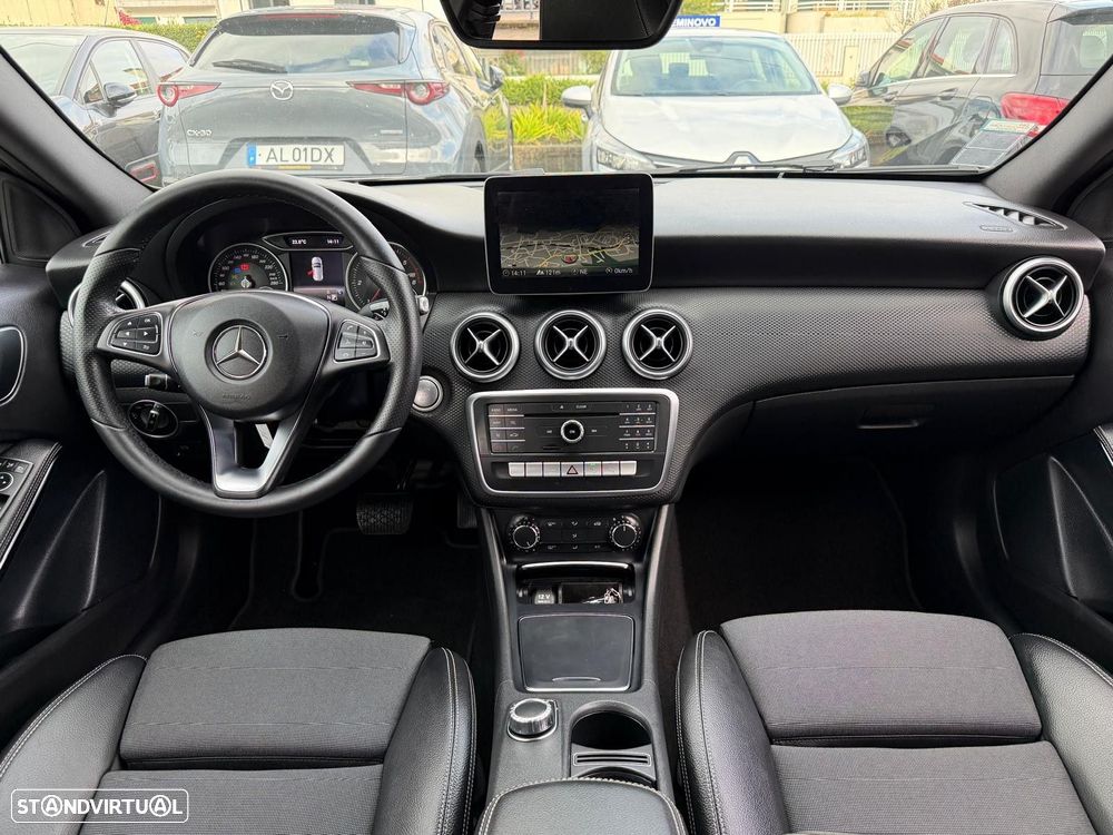 Mercedes-Benz A 180 d AMG Line Aut. - 11