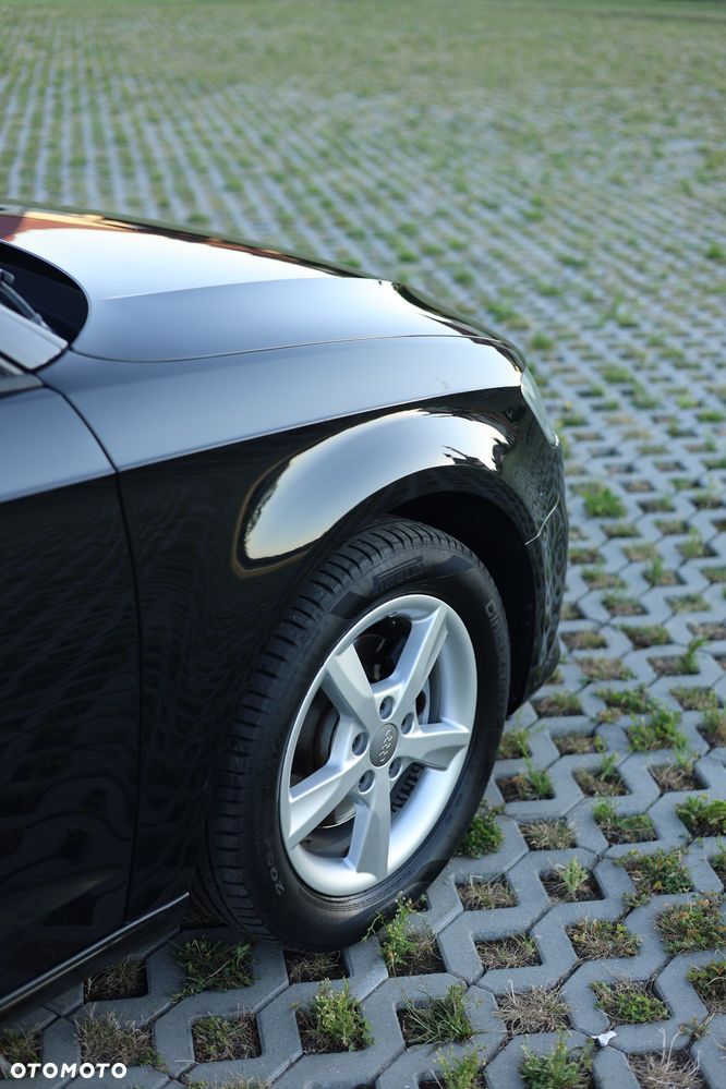 Audi A3 Sportback 1.4 TFSI Ambiente - 10
