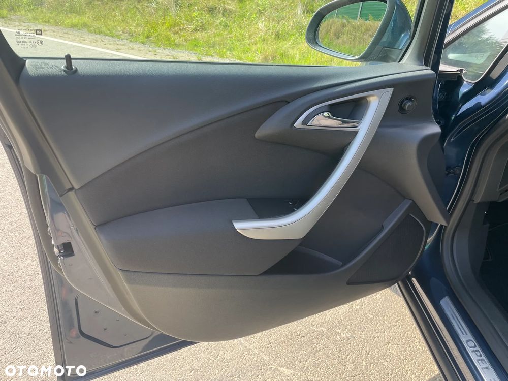 Opel Astra 1.4 Turbo Exklusiv - 21