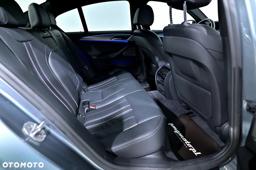 BMW Seria 5 530e xDrive M Sport sport - 18