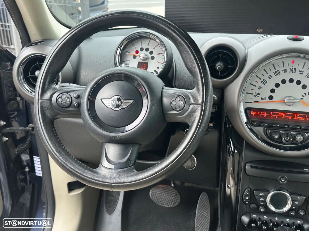 MINI Countryman Cooper D Aut. - 18