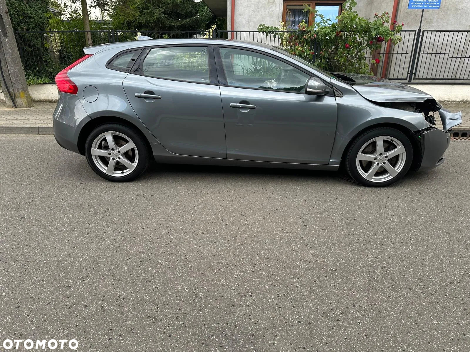 Volvo V40 D2 Drive-E Momentum - 4