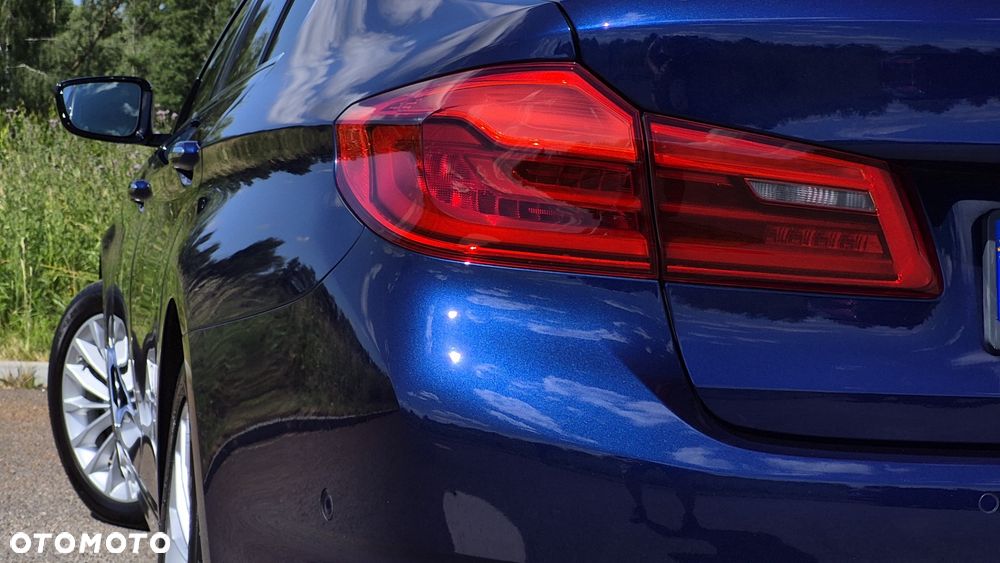BMW Seria 5 530i xDrive Luxury Line - 12