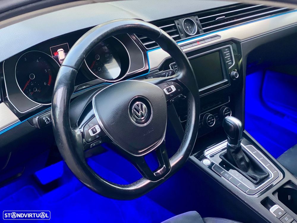 VW Passat Variant 2.0 TDi DSG (BlueMotion ) Comfortline - 17