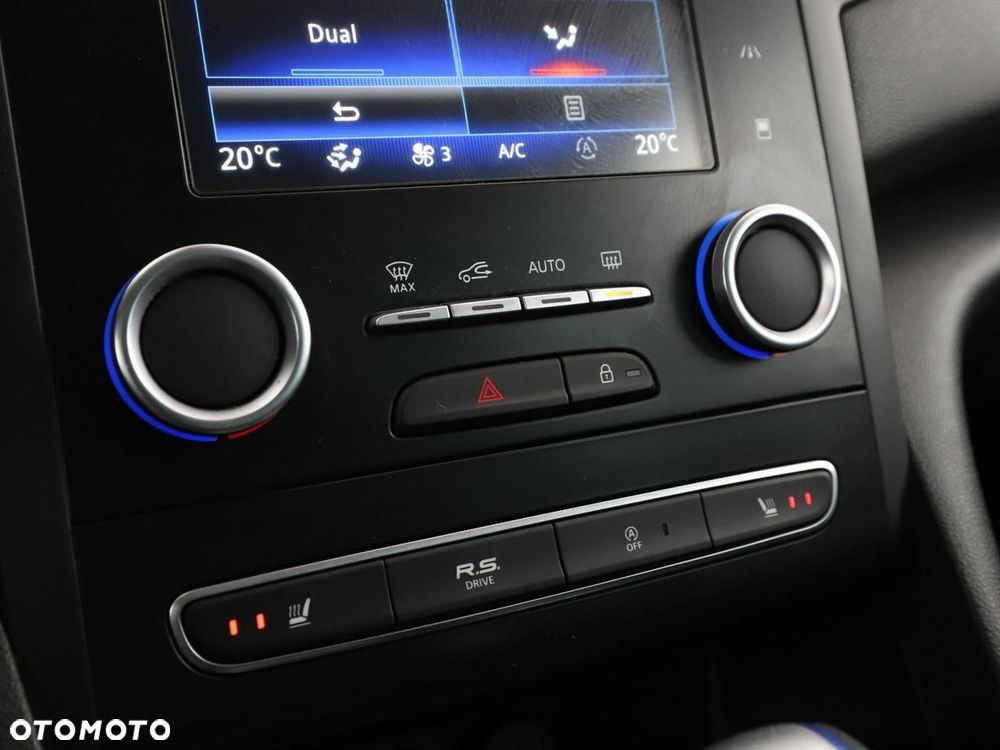 Renault Megane ENERGY TCe 205 EDC GT - 30