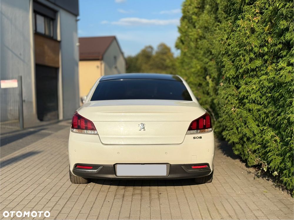 Peugeot 508 RXH 2.0 HDi HYbrid4 - 5