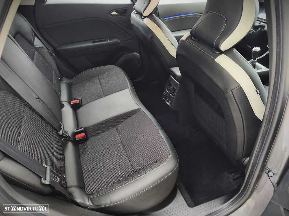 Renault Captur 1.0 TCe Techno Bi-Fuel - 9