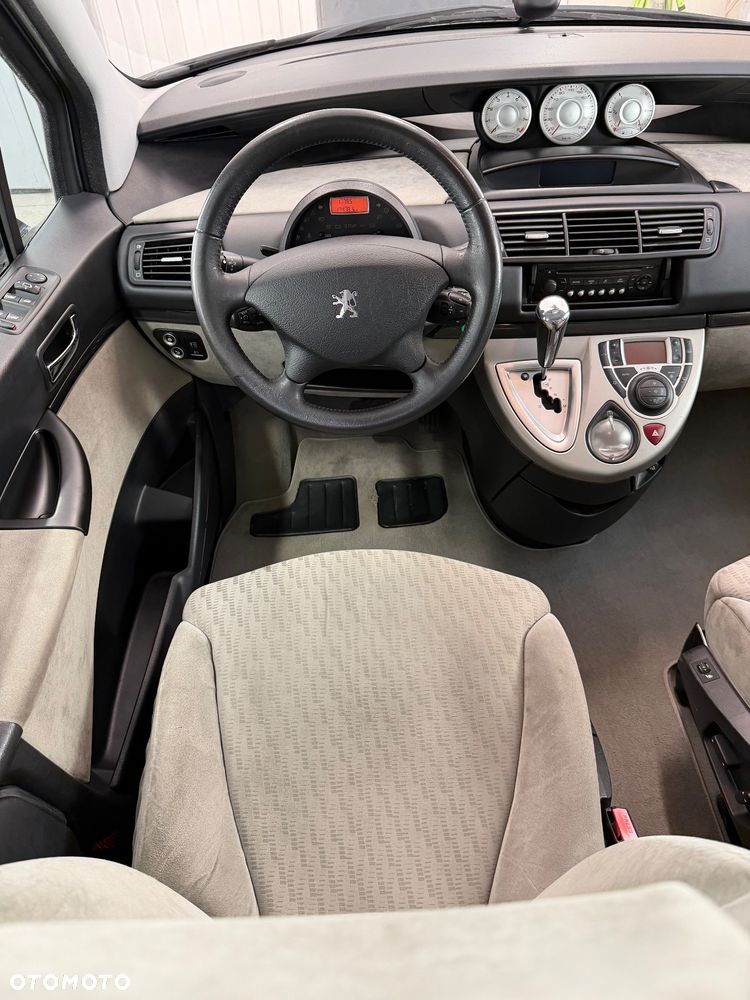 Peugeot 807 140 Automatik Platinum - 27