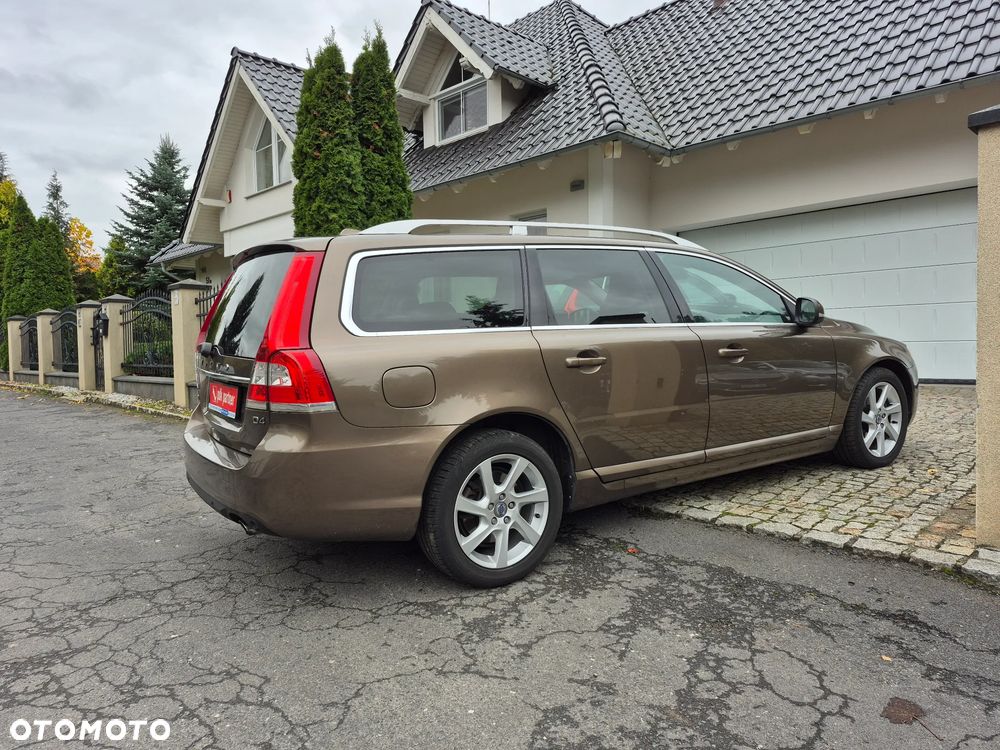 Volvo V70 D4 Geartronic Momentum - 20