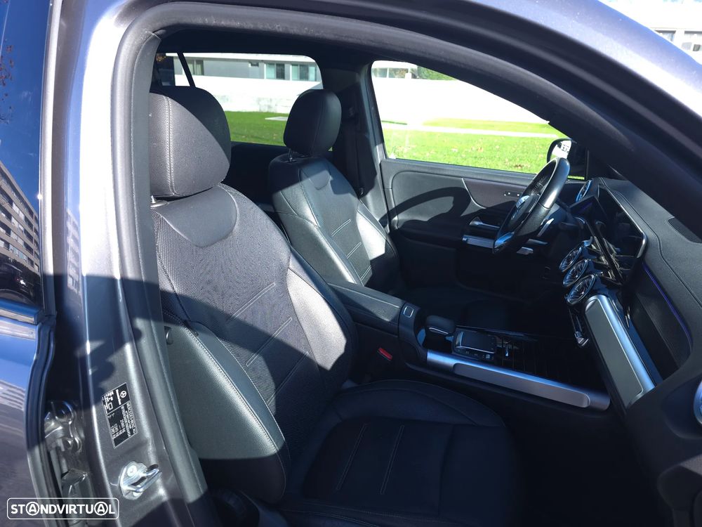 Mercedes-Benz EQB 300 4Matic AMG Line - 23