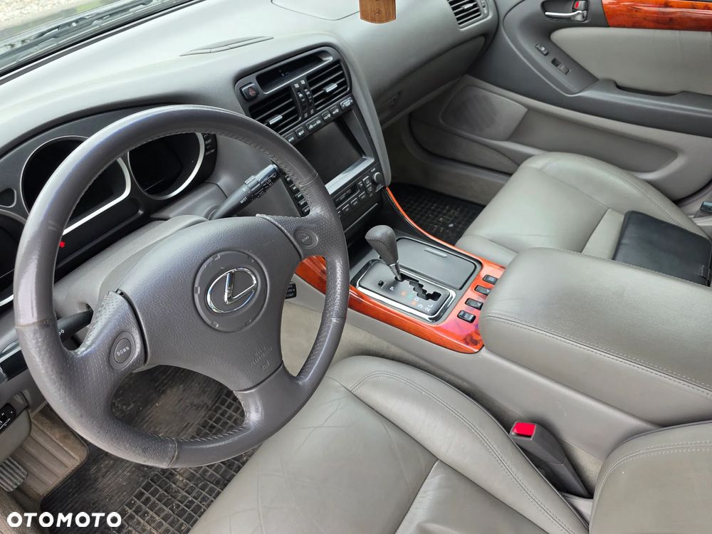 Lexus GS - 27