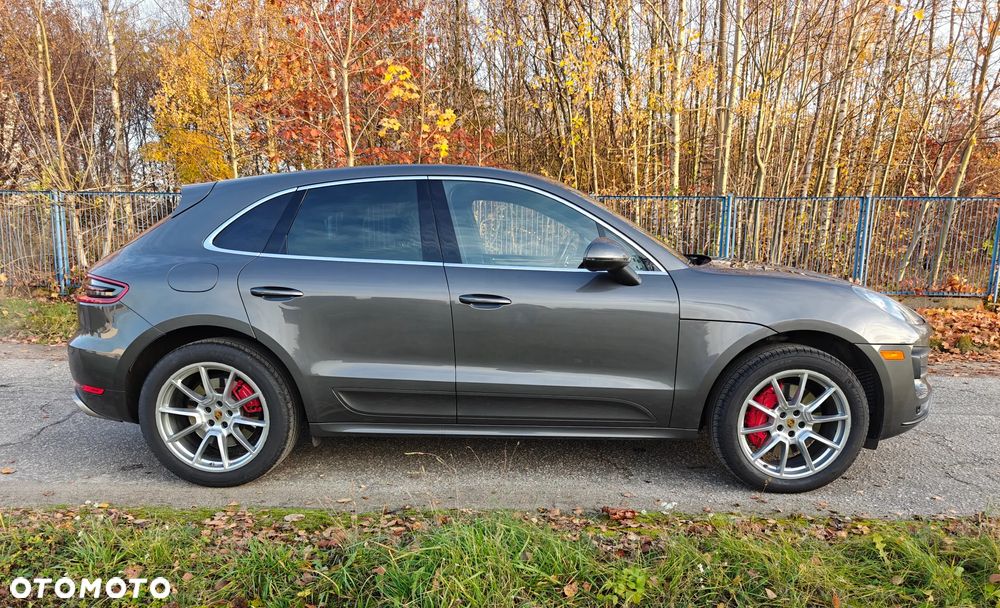 Porsche Macan Turbo - 9