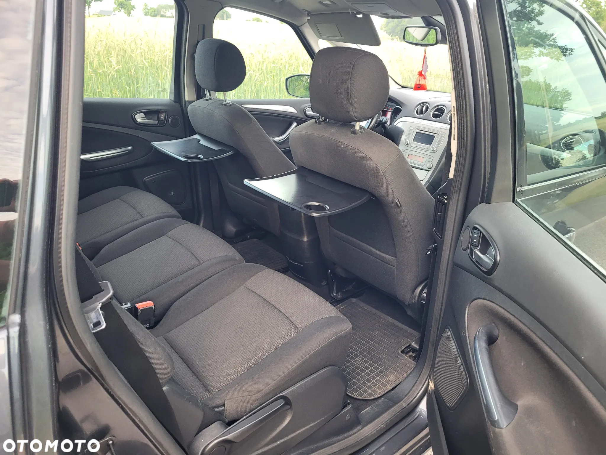 Ford S-Max - 10