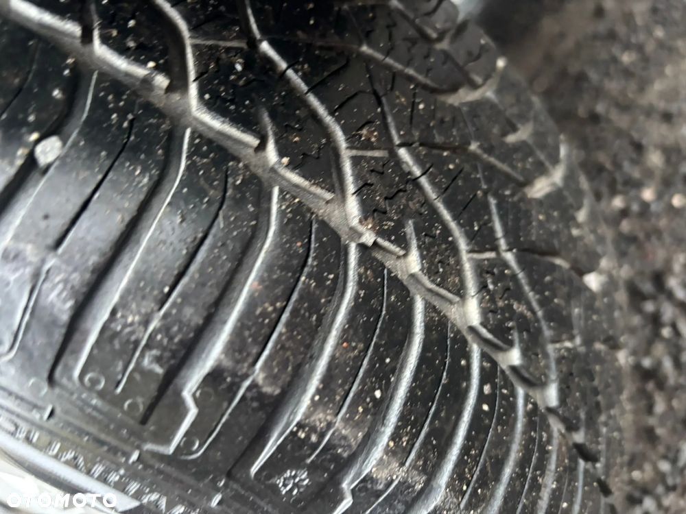 Dacia Sandero 1.4 MPI Ambiance - 25