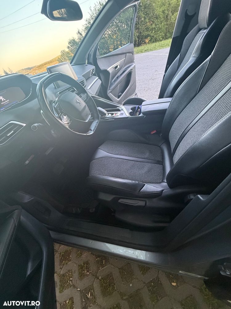 Peugeot 3008 PureTech 130 Stop & Start GPF EAT8 Allure - 15