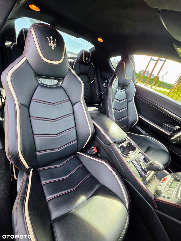 Maserati GranTurismo - 15