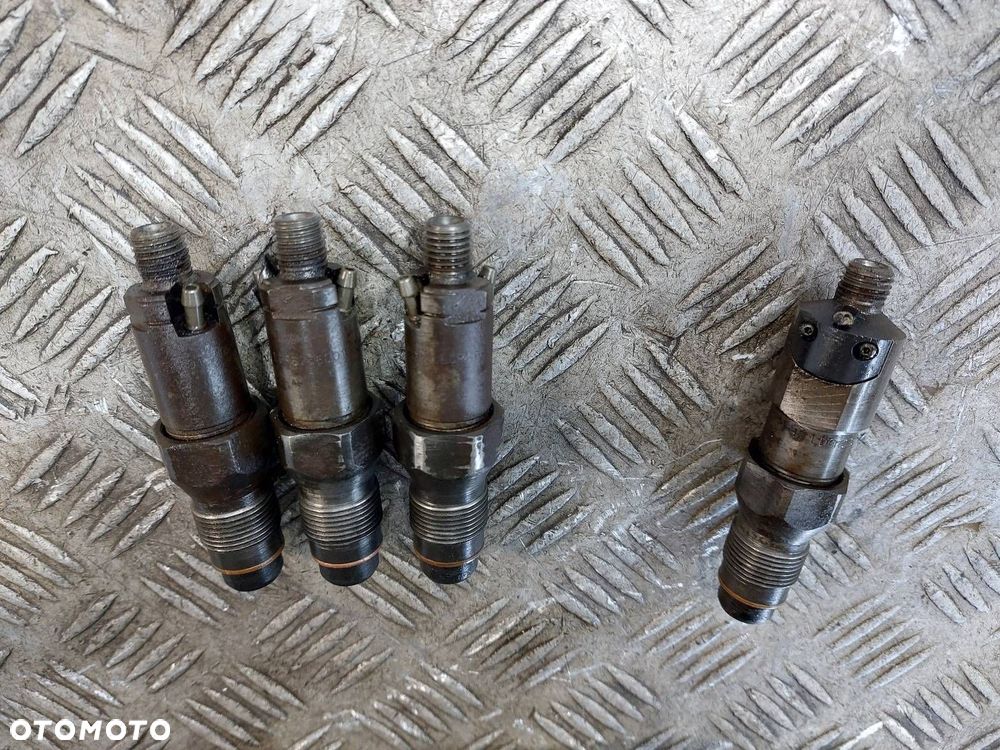 WTRYSK WTRYSKIWACZ KOMPLET TOYOTA COROLLA E11 1.9 D LCR736001 LDCR02301AA1 - 3