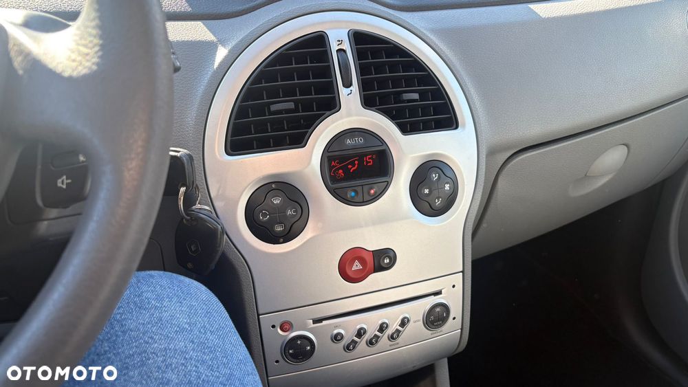 Renault Modus 1.5 dCi FAP Night and Day - 17