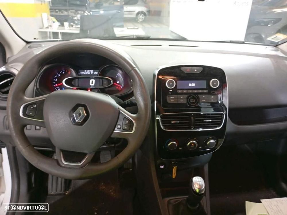 Renault Clio 1.5 dCi Zen - 5
