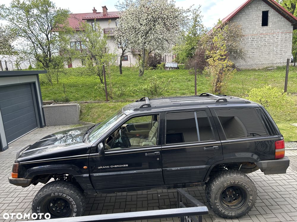 Jeep Grand Cherokee - 2