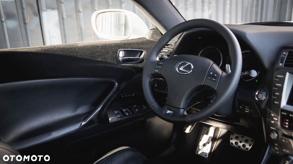 Lexus IS F Sport - 18