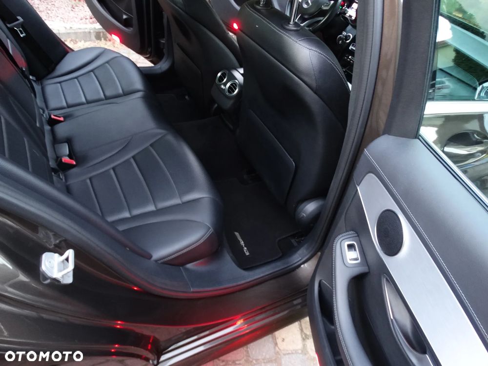 Mercedes-Benz Klasa C 180 7G-TRONIC - 17