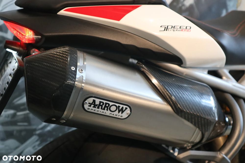 Triumph Speed Triple - 24